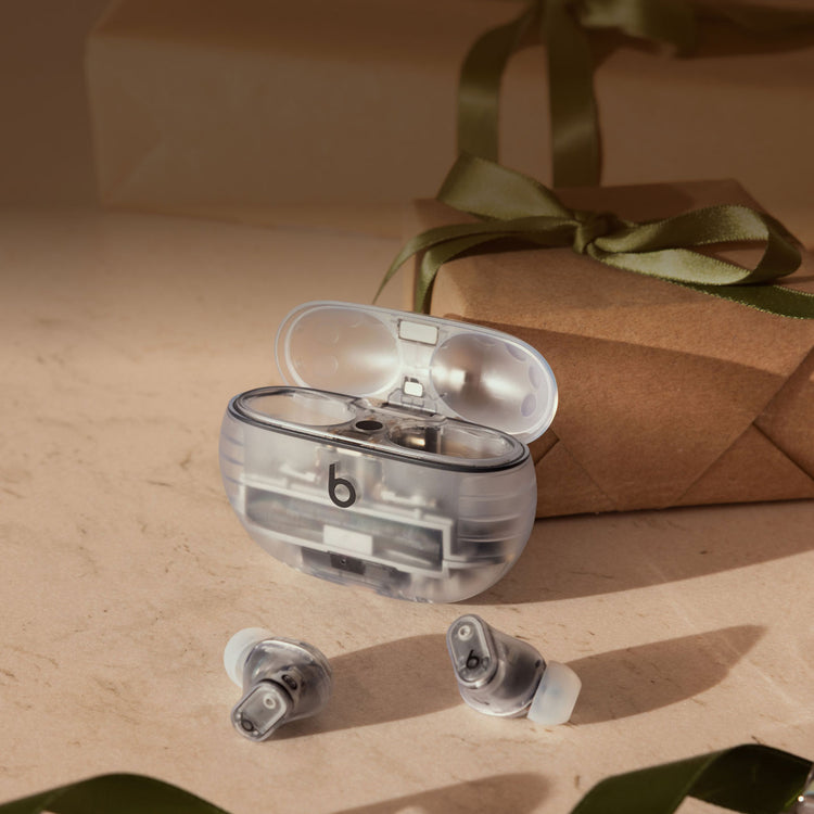 <b>Gifts for Tastemakers
</b>